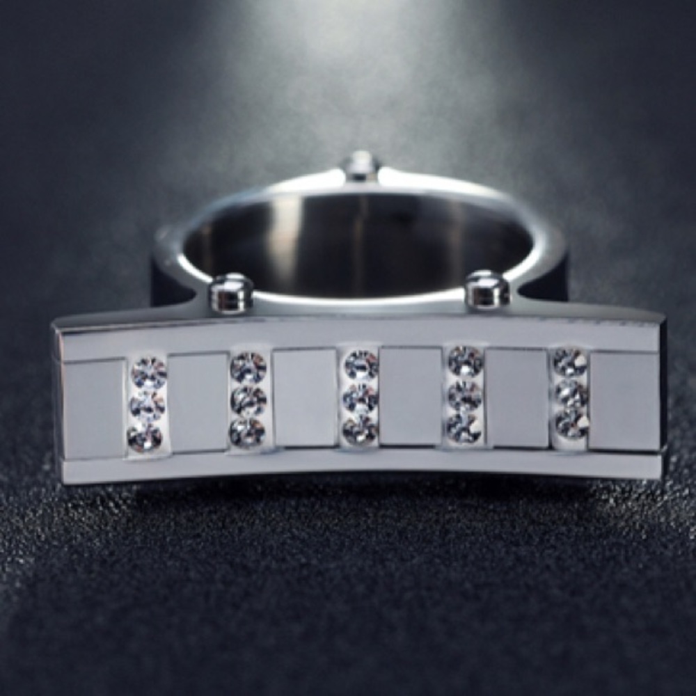 STEEL BEAUTY RING